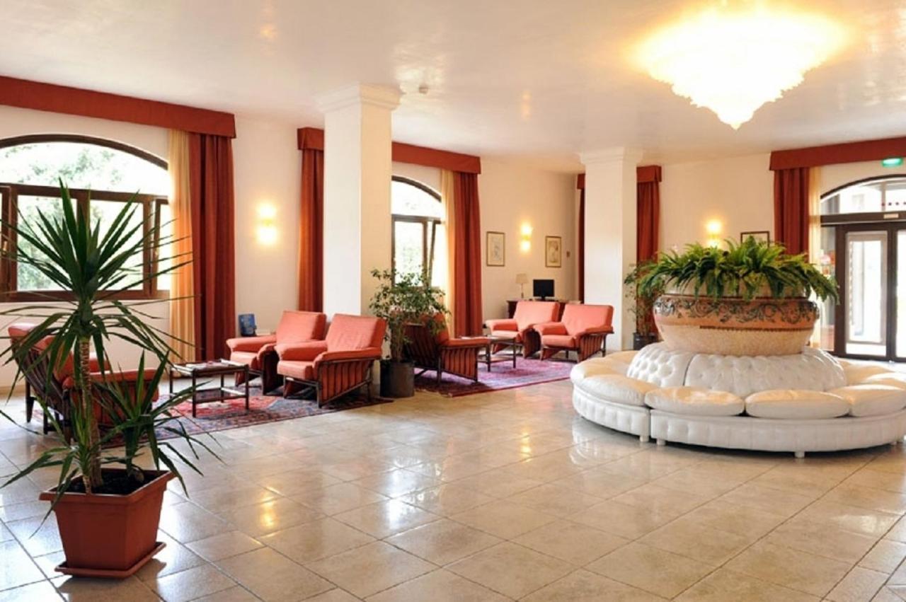 Hotel Villa Rosa Martina Franca Exterior foto