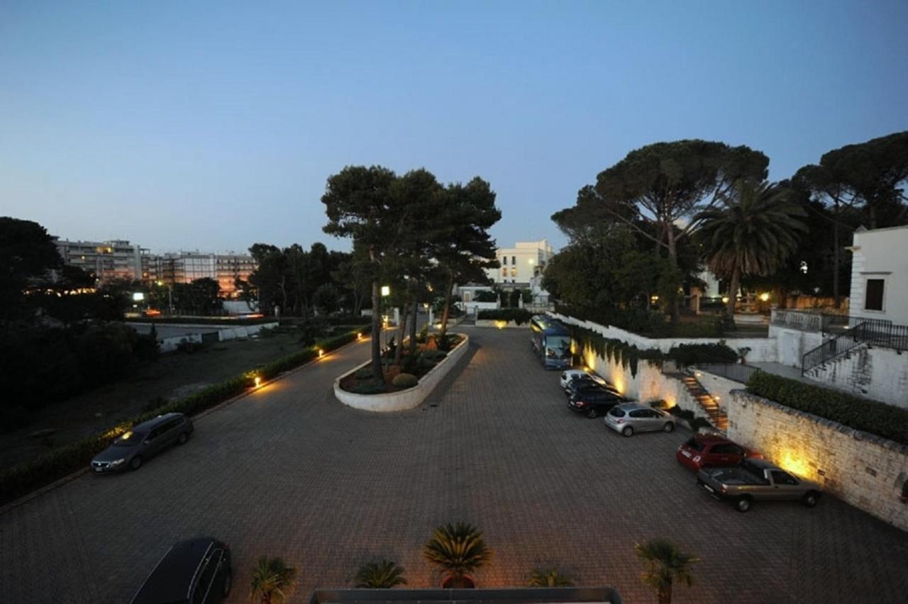 Hotel Villa Rosa Martina Franca Exterior foto